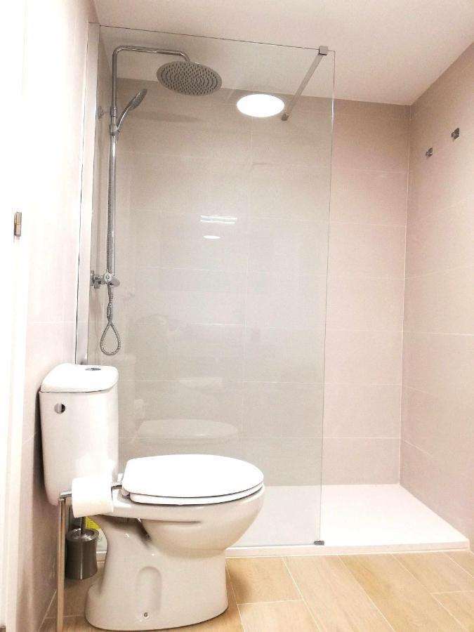 Mazi Apartments Suite Mataró Esterno foto
