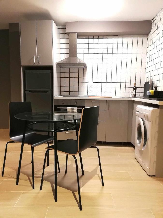 Mazi Apartments Suite Mataró Esterno foto