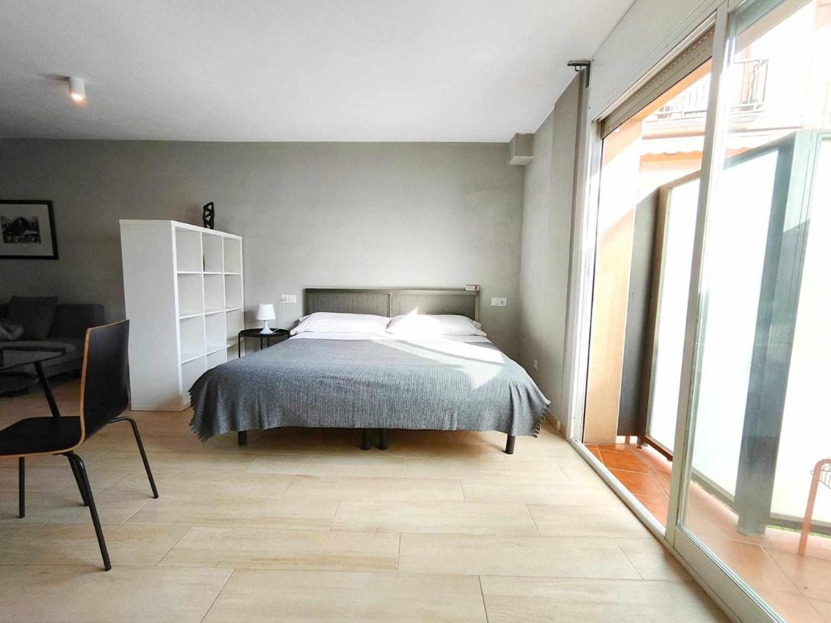 Mazi Apartments Suite Mataró Esterno foto