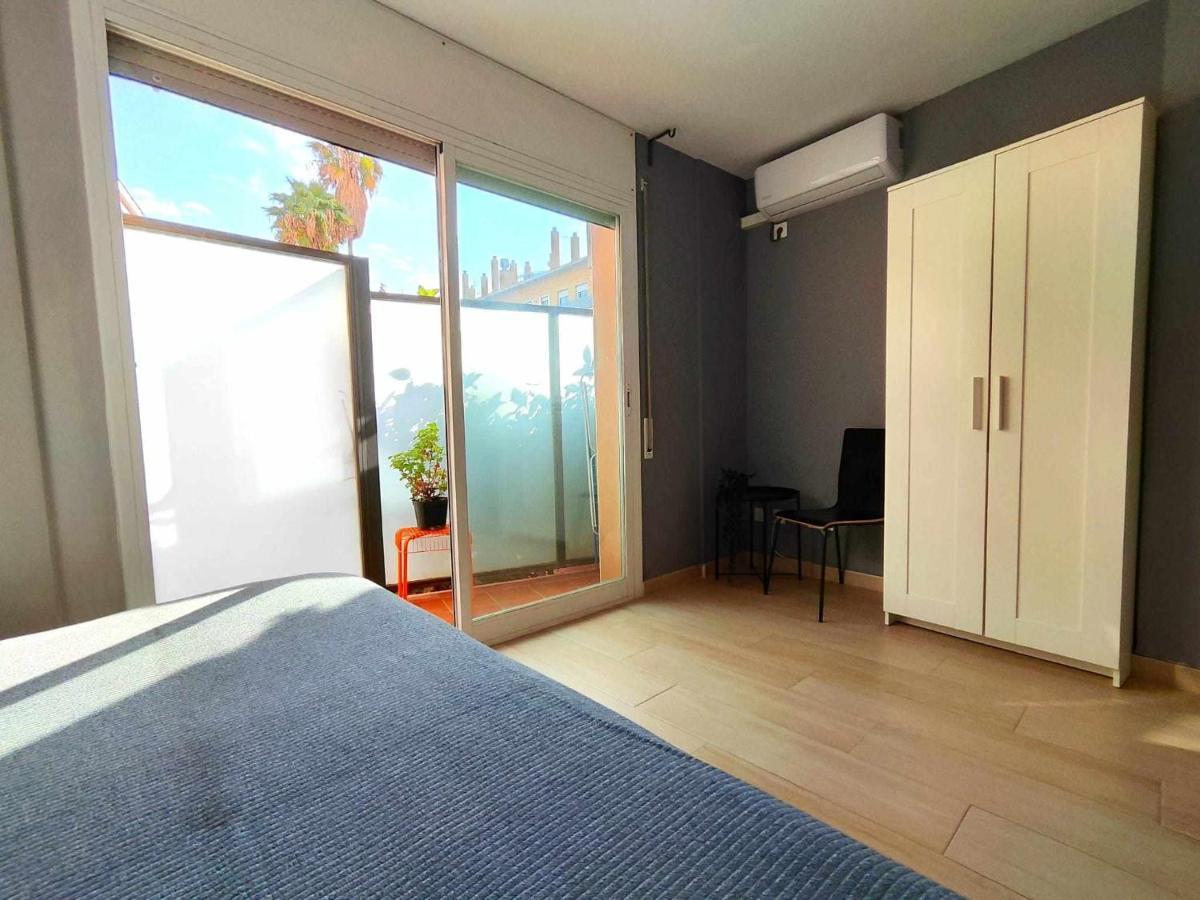 Mazi Apartments Suite Mataró Esterno foto
